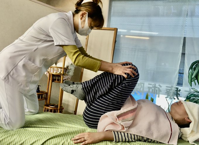 股関節の不調を調整される板橋区板橋の５０代女性