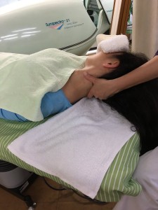 手のしびれが出てきた程の首のこりに悩む板橋区在住40代女性